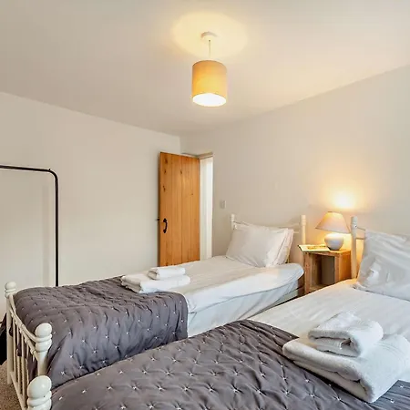 2 Bed In Kendal 82568 Holiday home